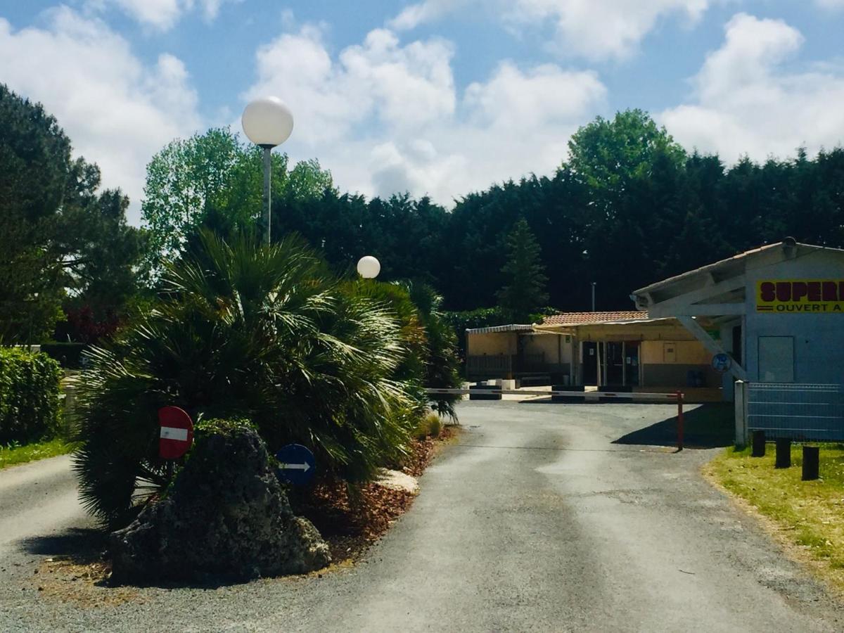 Mobil-Home La Palmyre - Zoo, Plage, Animations Les Mathes ภายนอก รูปภาพ