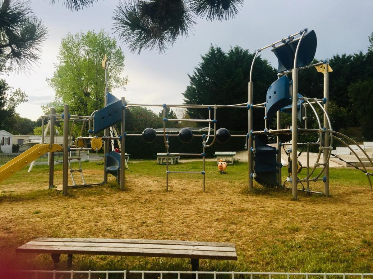 Mobil-Home La Palmyre - Zoo, Plage, Animations Les Mathes ภายนอก รูปภาพ